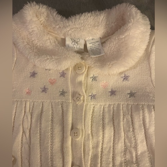 Koala Kids Embroidered🪡Stars⭐️& Hearts💕Buttoned Knit Sweater Ivory Sz4T - Picture 4 of 6